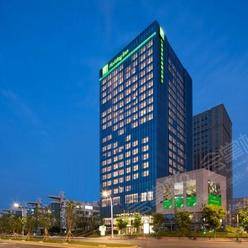 南京五星级酒店最大容纳800人的会议场地|南京翠屏新港假日酒店的价格与联系方式